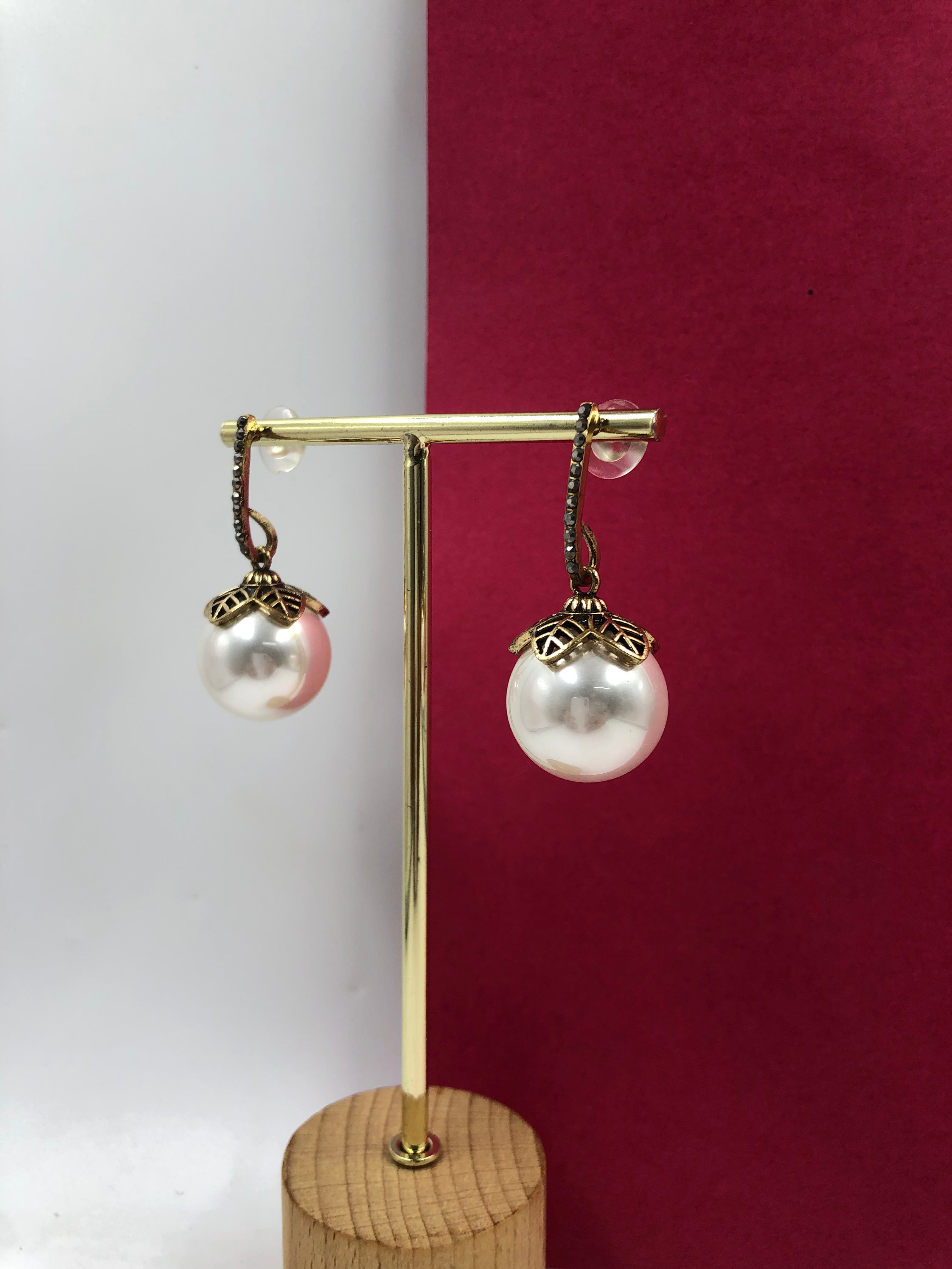 Vintage-Style Pearl Drop Earrings with Ornate Filigree Caps