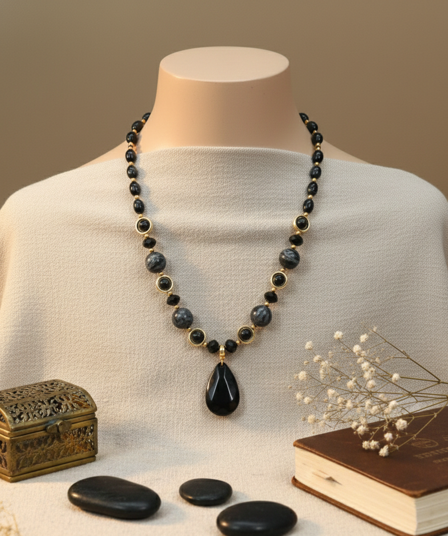 The Midnight Teardrop Necklace