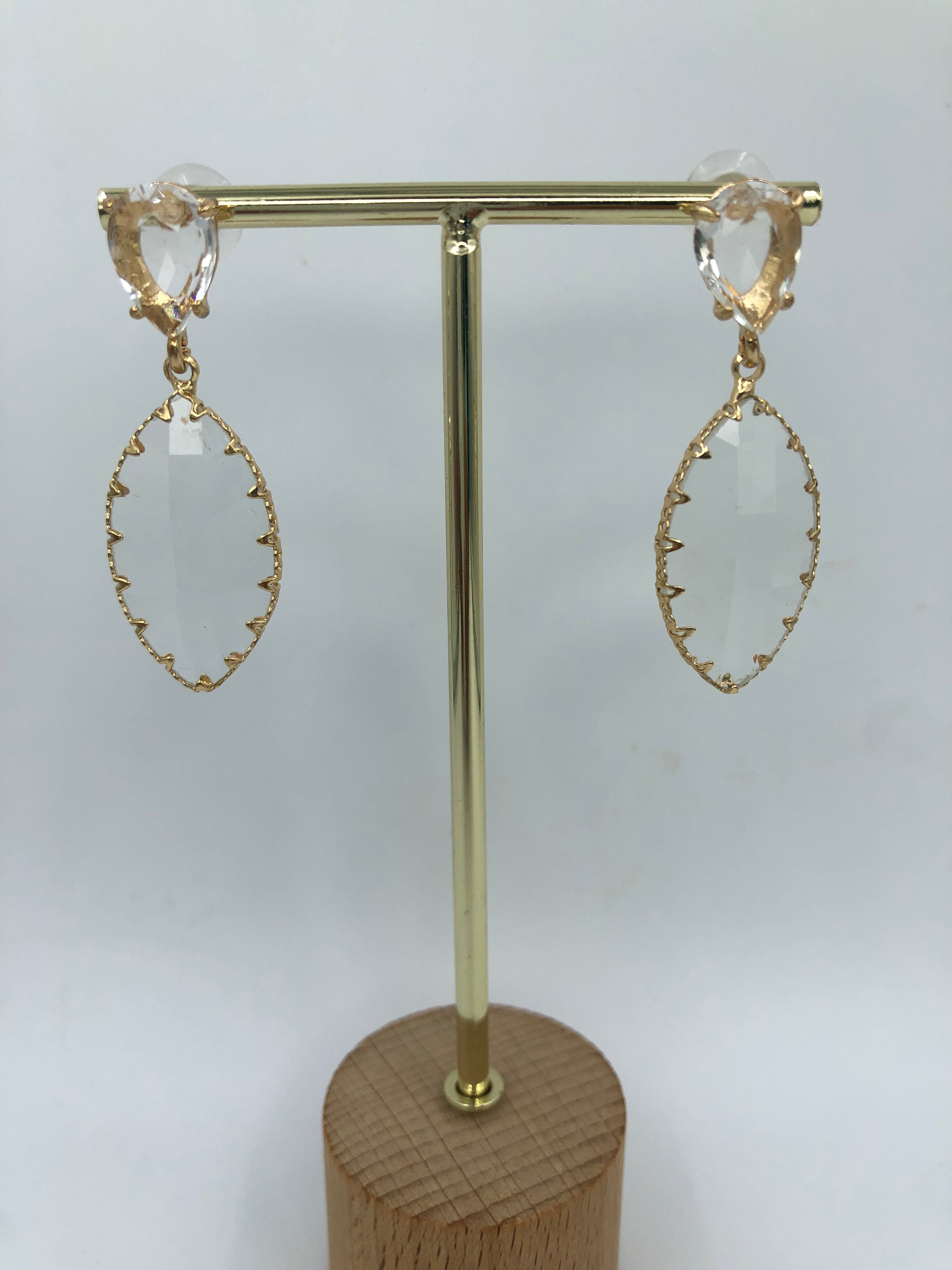 Elegant Crystal Cut Drop Earrings