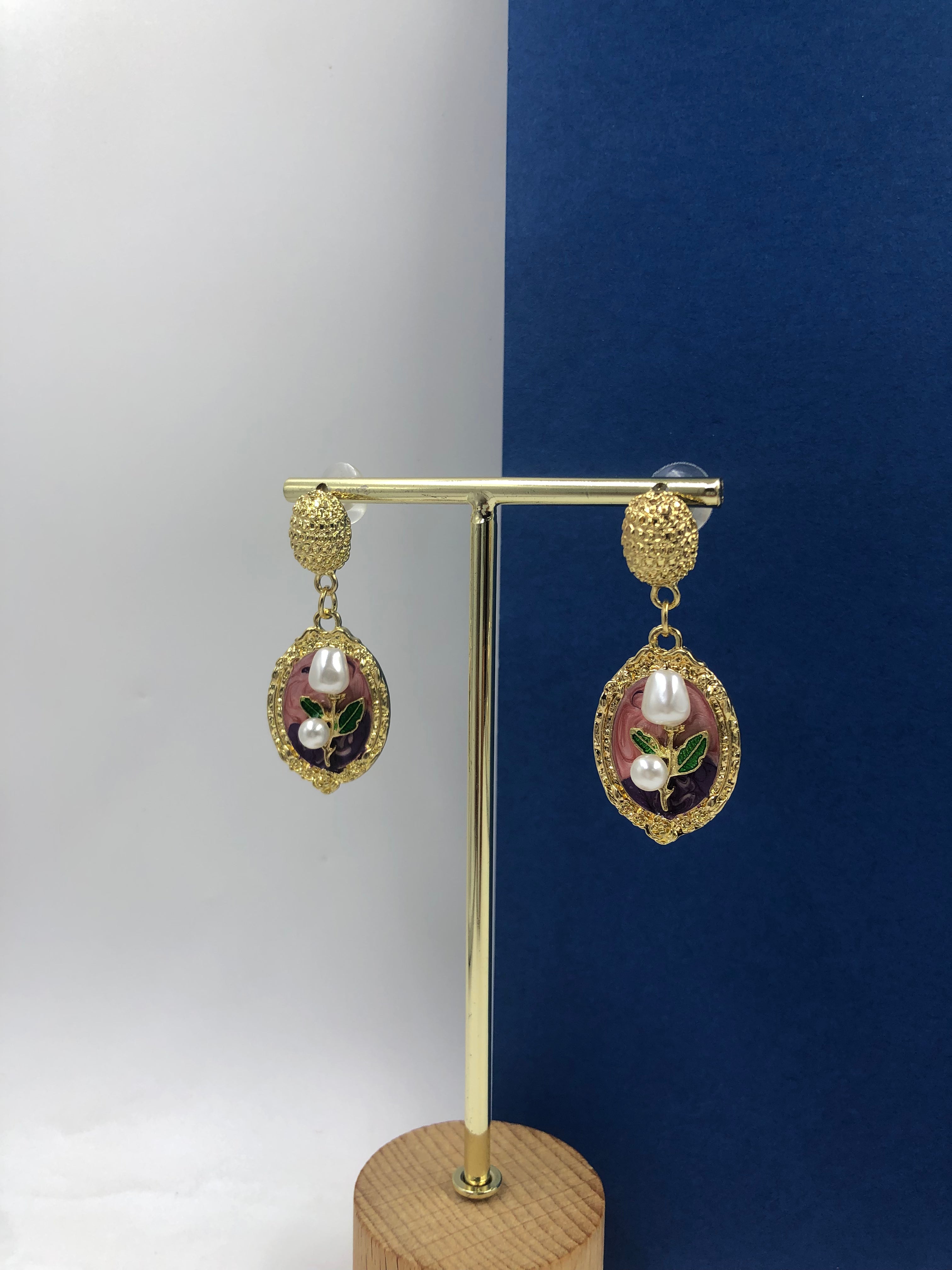 Vintage-Inspired Floral Pearl Drop Earrings