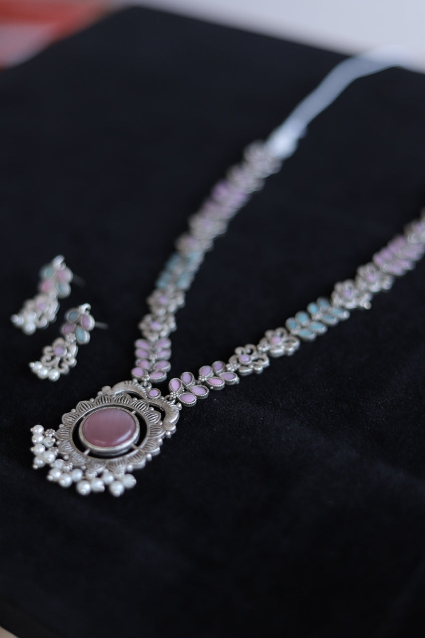 Pink Enchantment: Engraved Semi-Choker Set