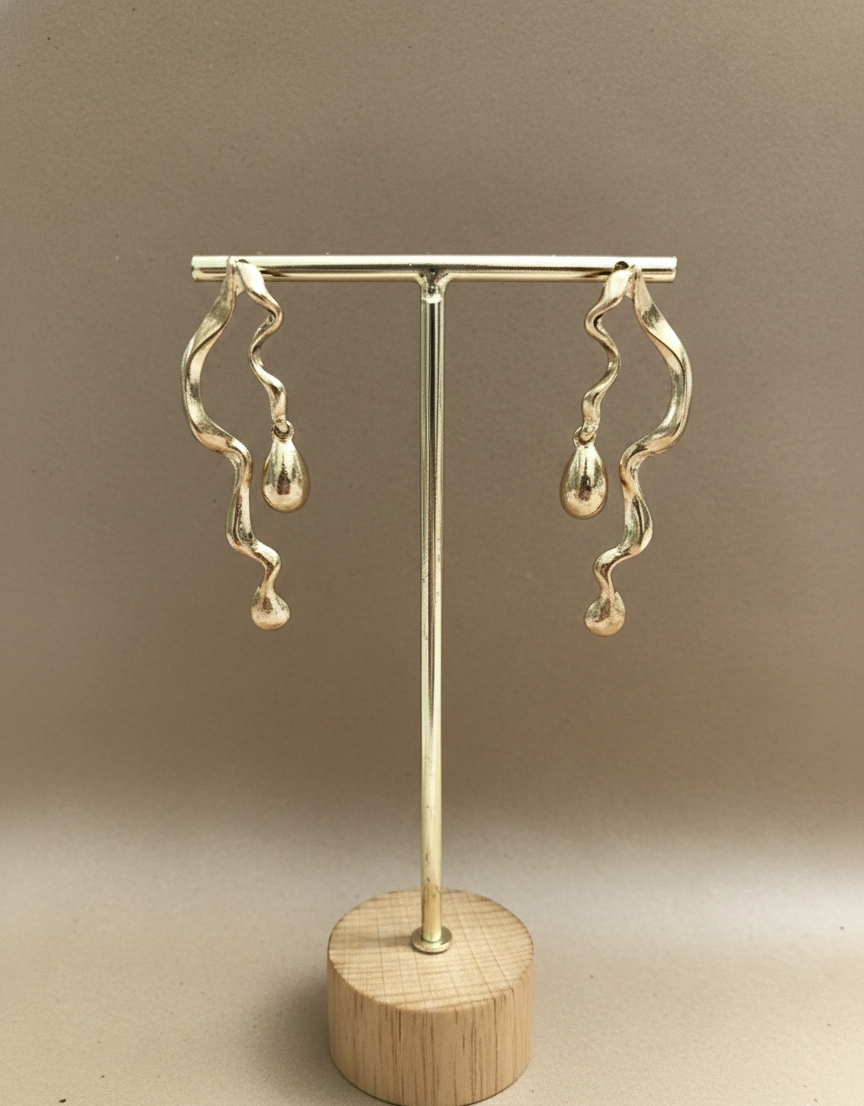 The Gold Sculptural Wave Drops