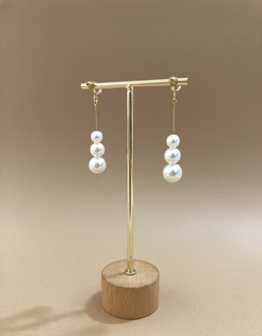 The Triple Pearl Cascade Drops