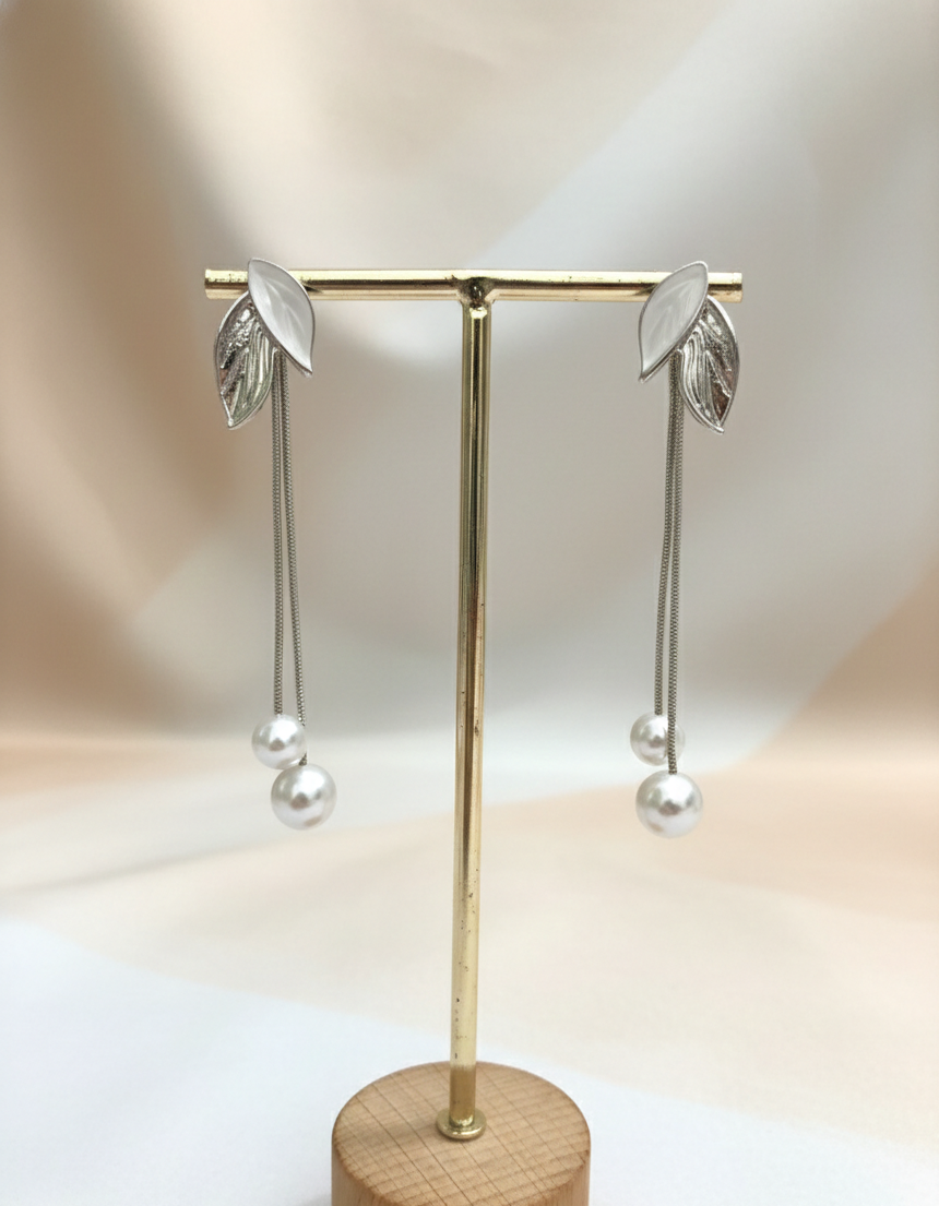 The Silver Leaf & Pearl Drops