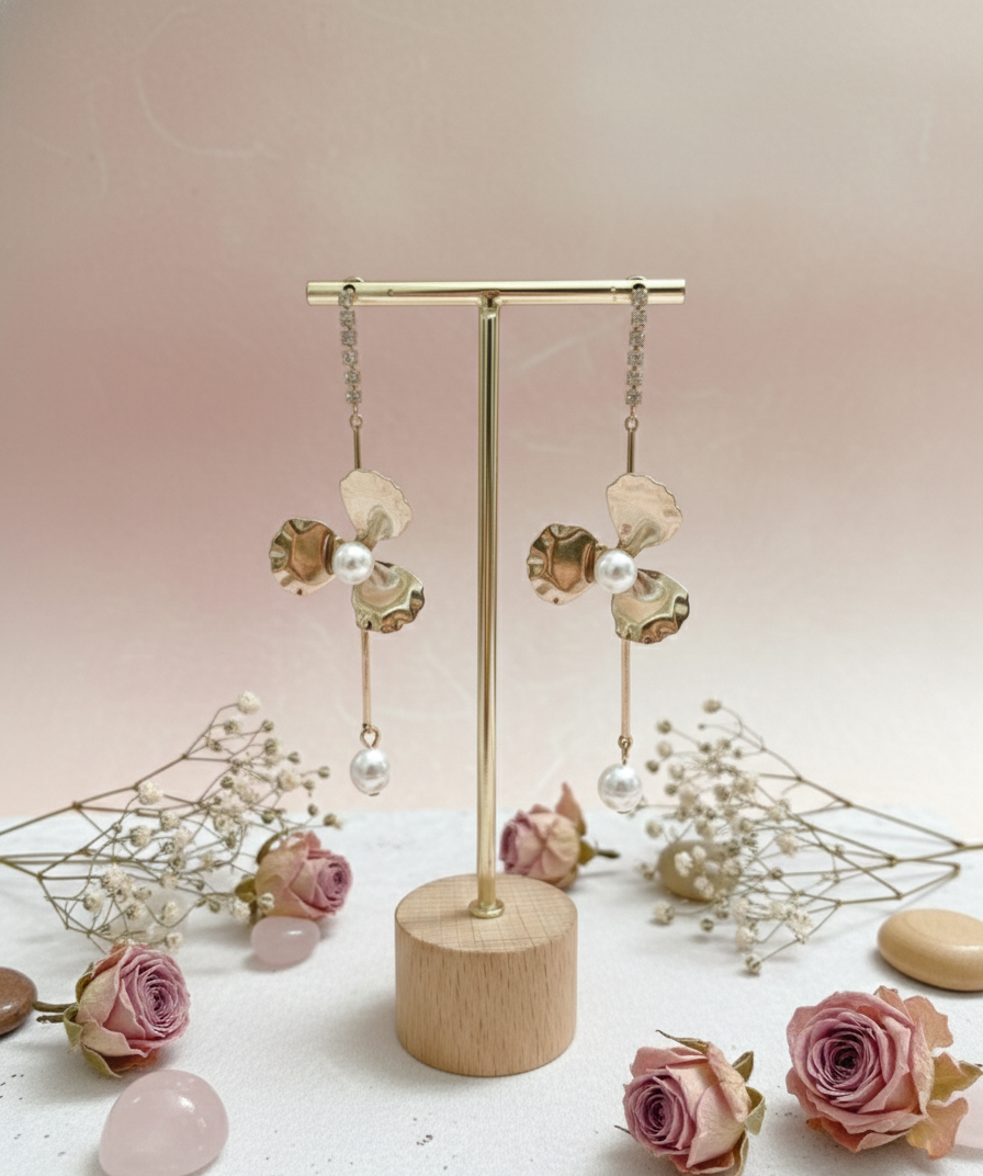 The Gilded Bloom Pearl Drop