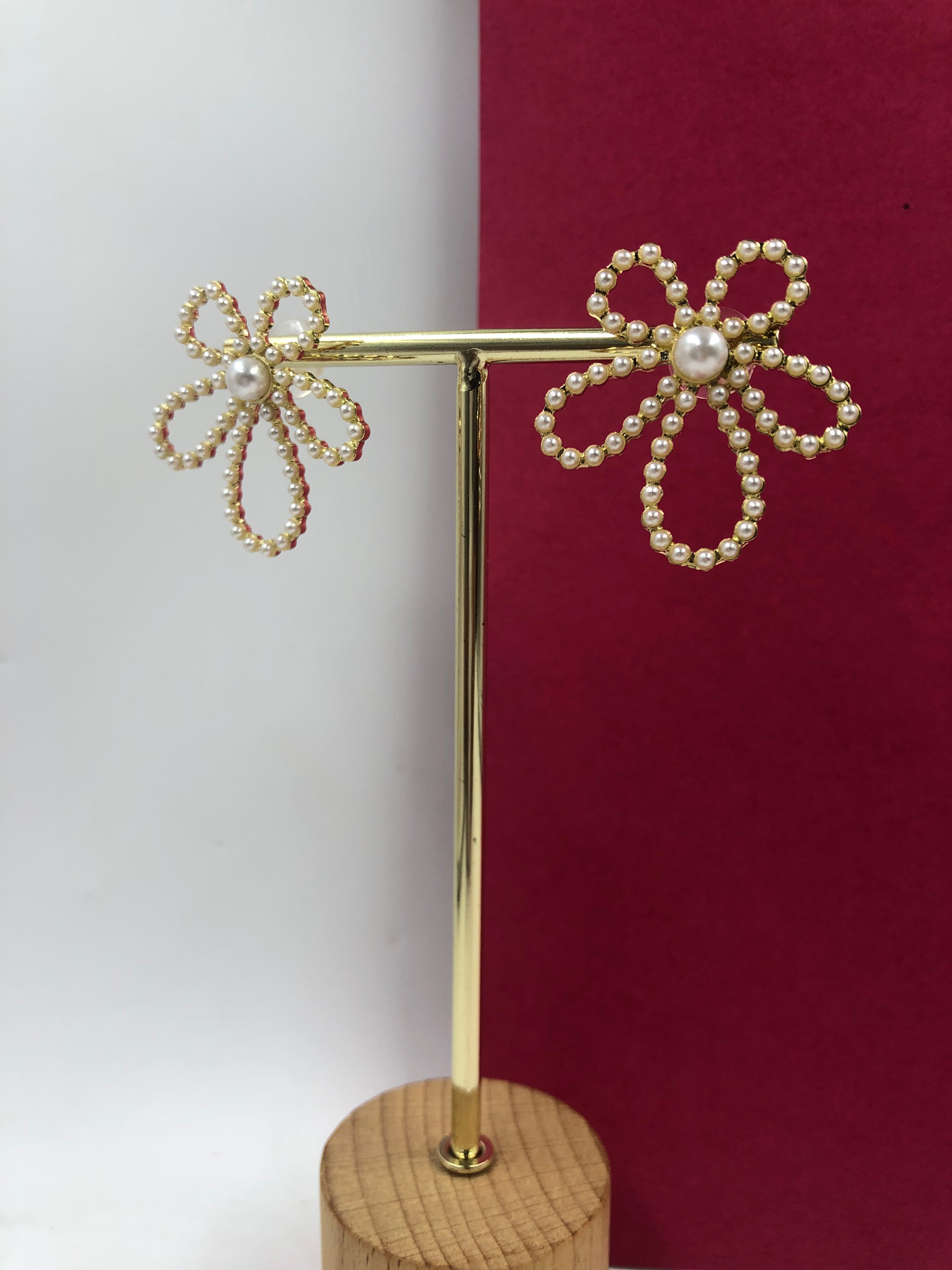 Pearl Beaded Flower Earrings – Delicate and Feminine